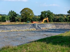 De-silting the Rance River.
